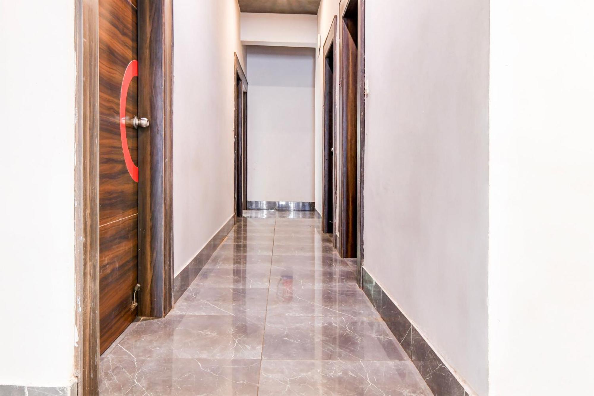 Super Townhouse Chandrasekharpur Bhubaneswar Exteriör bild